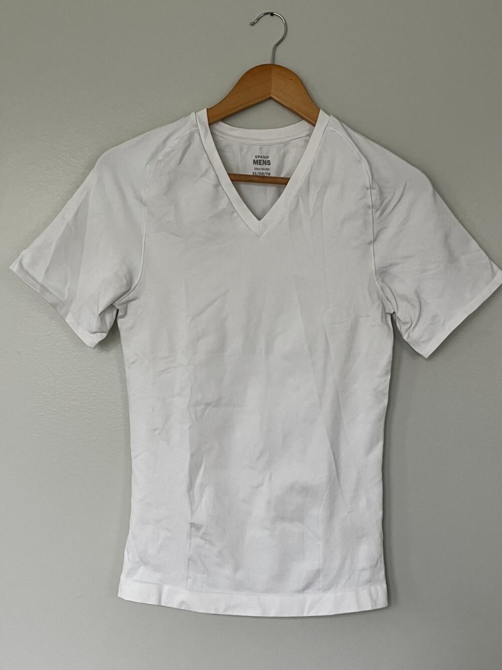 SPANX Ultra Sculpt Men’s XL V-Neck Compression Shaping Shirt